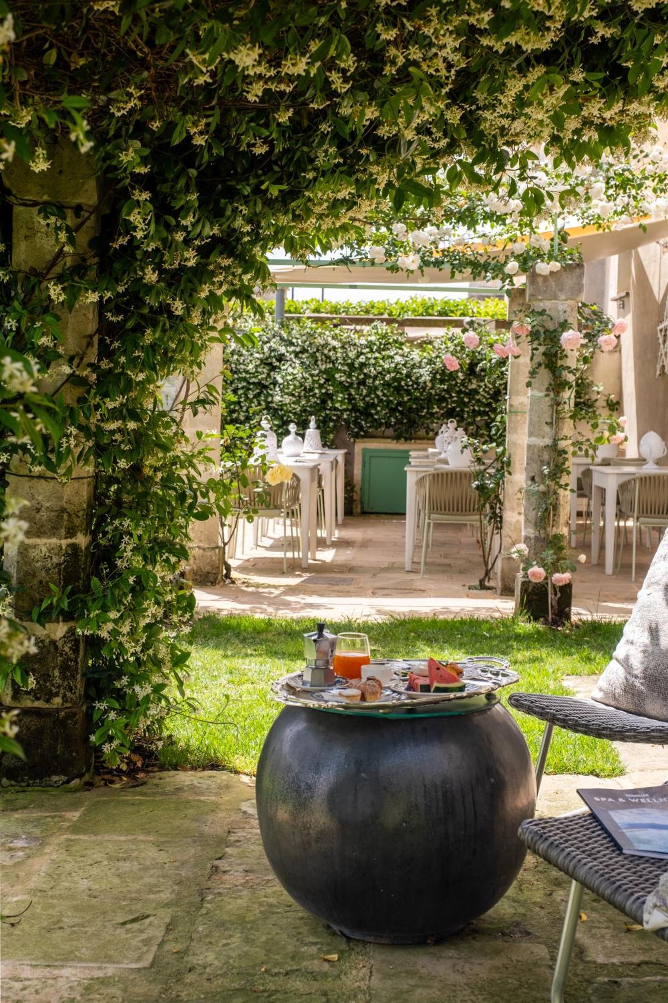 מינרווינו די ל'צה Palazzo Ducale Venturi - Luxury Hotel & Wellness מראה חיצוני תמונה